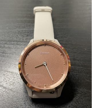 幾近全新的二手品【GARMIN vivomove 3s 指針智慧腕錶(錶徑39mm】血氧