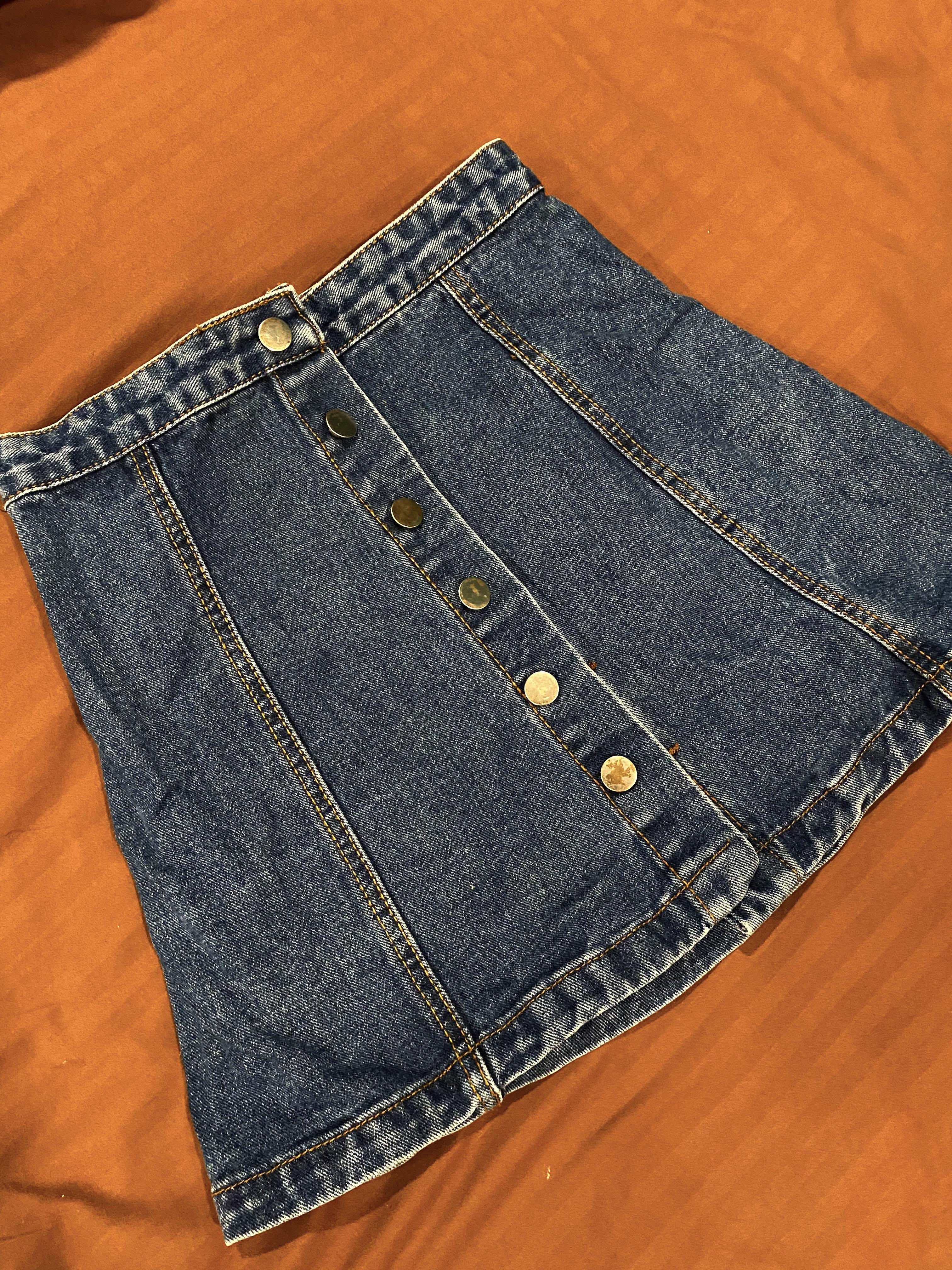 High Waist Denim Skirt (Category: Skirts) located in Las Pinas. Submitted by ssbb_gu (Listing ID 1102616583, Image 3). Description: Small size. Fits 24-25 waist MOP: BPI/Gcash Courier: Grab express, J&T Buyer shoulders shipping fee. Will be shipping from Las Pinas City.