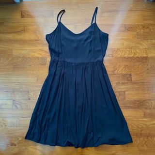 (Category: ) located in . Submitted by ontippytoes (Listing ID 1102497455, Image 1). Description: .