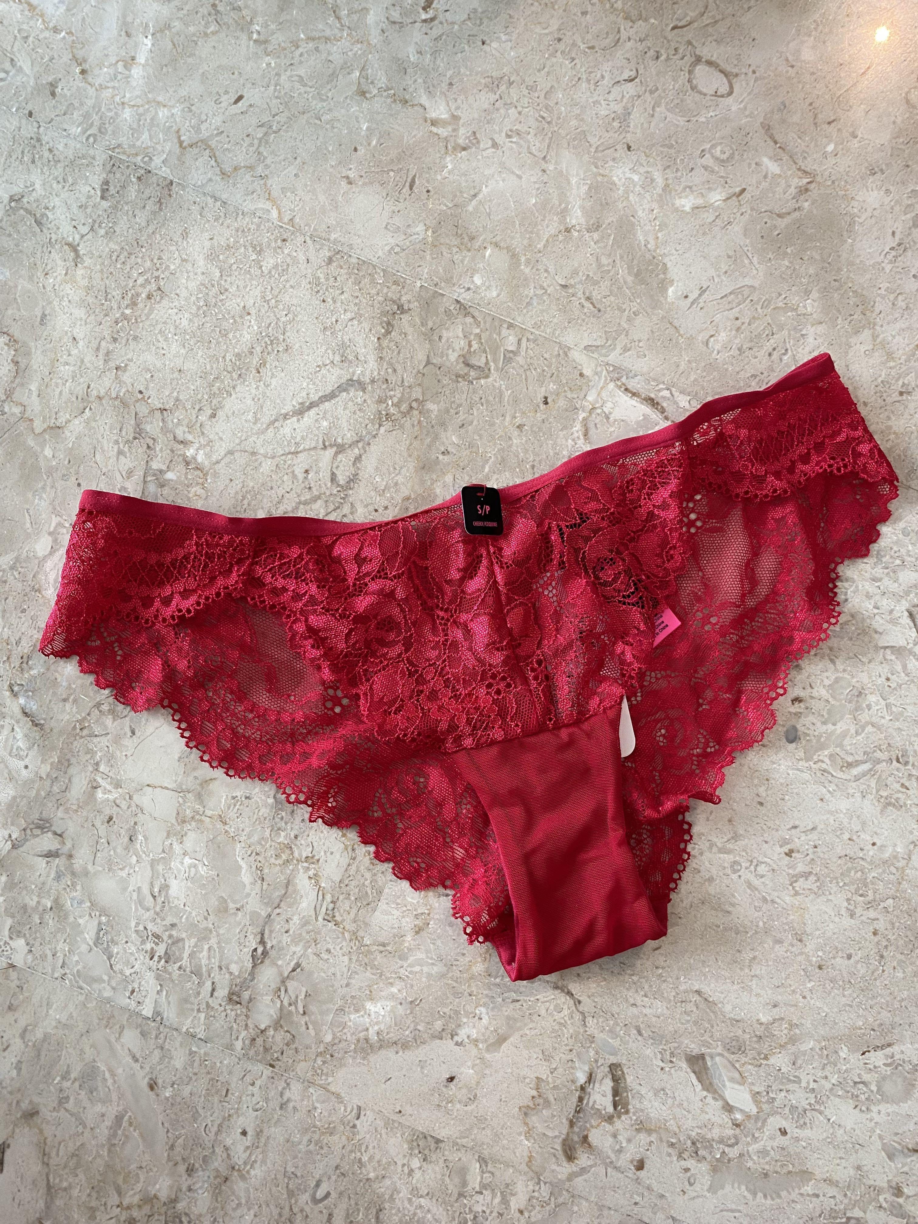 la senza red lacy panty size S, Women's Fashion, New Undergarments &  Loungewear on Carousell