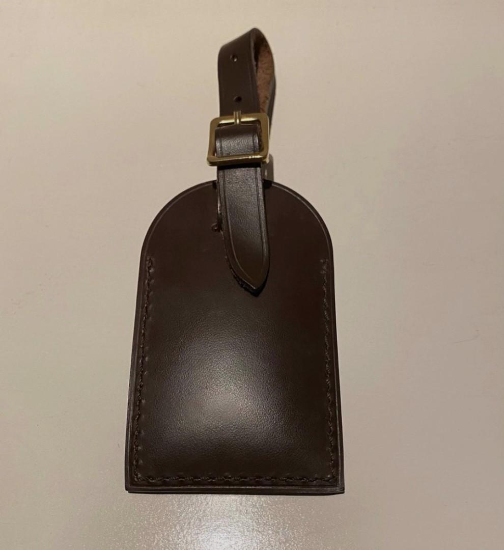 LV BAGTAG CHARM BROWN (Category: Luxury Accessories) located in Taguig. Submitted by sweetluxuryph (Listing ID 1102496245, Image 2). Description: LV BAGTAG CHARM BROWN 5,000 Brown cowhide leather Gold tone hardware Bagtag charm w/ adjustable strap Dimension -3.25”x2.25” Gently used, Rank A You can put it to any bag as a charm DISCLAIMER: We are not affiliated with any of the brands featured. All copyrights remain sole property of the brand holder