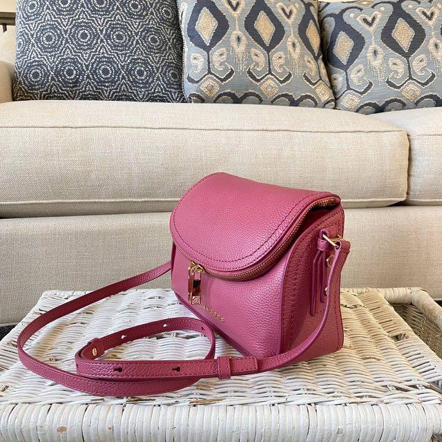 Marc Jacobs The Groove Leather Mini Messenger in Bashful M0016932 652