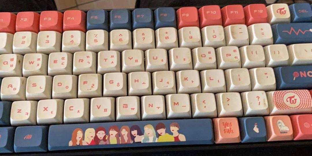Mechanical Keyboard with TWICE Keycaps, Computers & Tech, Parts