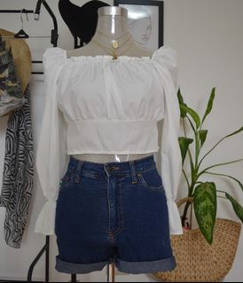 (Category: ) located in . Submitted by trebellezzeph (Listing ID 1102554326, Image 1). Description: .