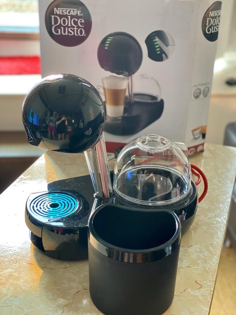 Nescafe Dolce Gusto Stelia 雀巢咖啡機 連 Capsule, 家庭電器, 廚房電器, 咖啡機及咖啡壺 Carousell