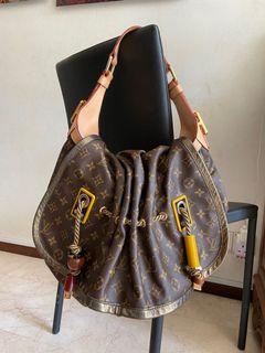 (Category: ) located in . Submitted by bag-gal23 (Listing ID 1102546390, Image 1). Description: .