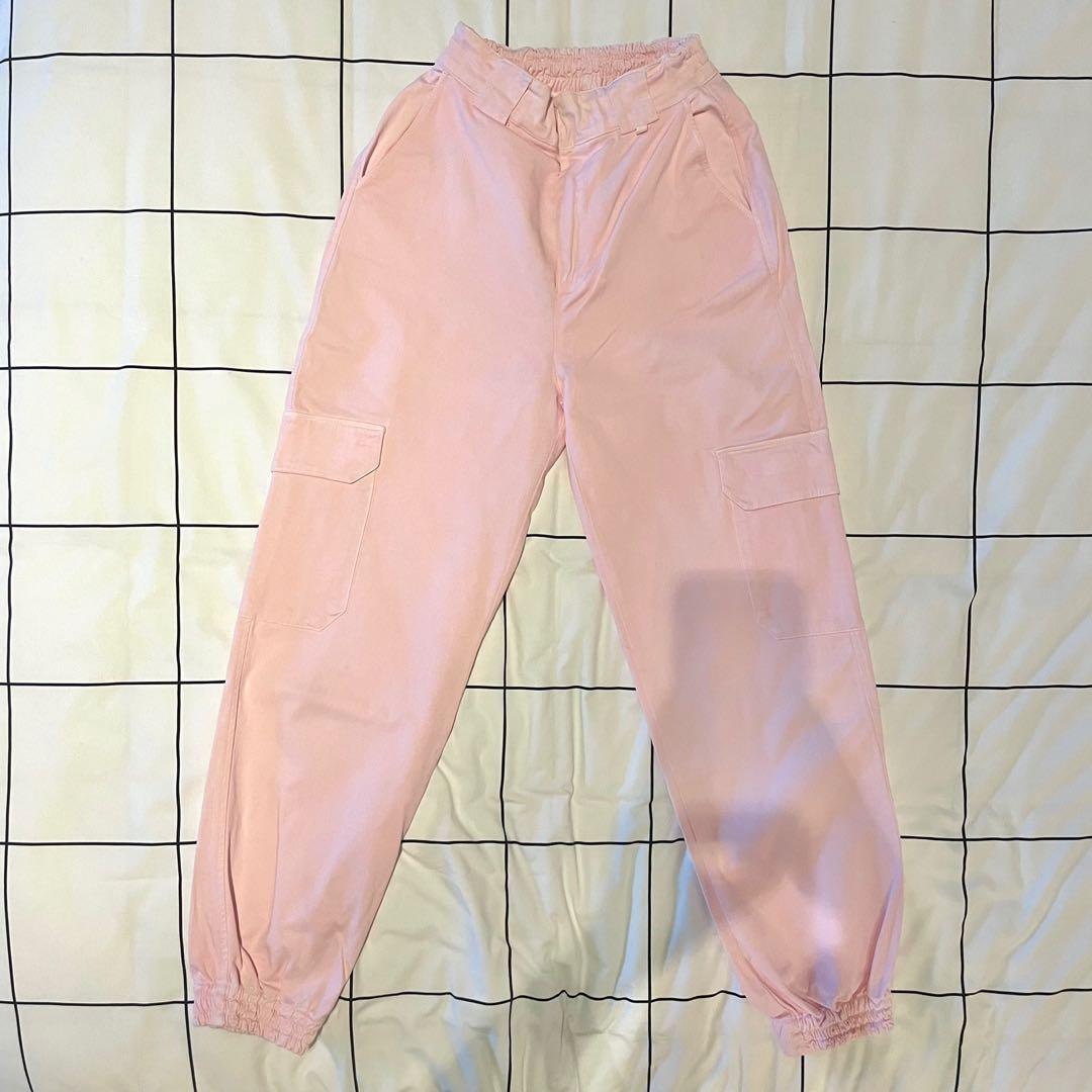 Pull \u0026 Bear Cargo Pants Pink, Fesyen Wanita, Pakaian Wanita, Bawahan di  Carousell