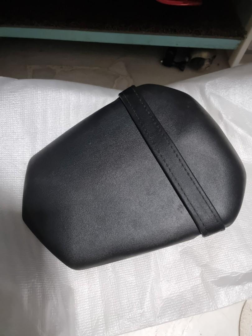 r15 pillion seat