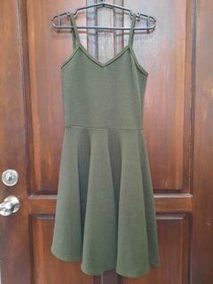 Sleevess dress