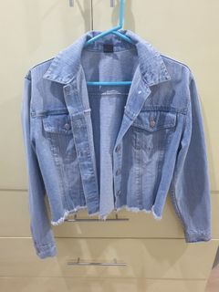 (Category: ) located in . Submitted by declutt101 (Listing ID 1102484371, Image 1). Description: .