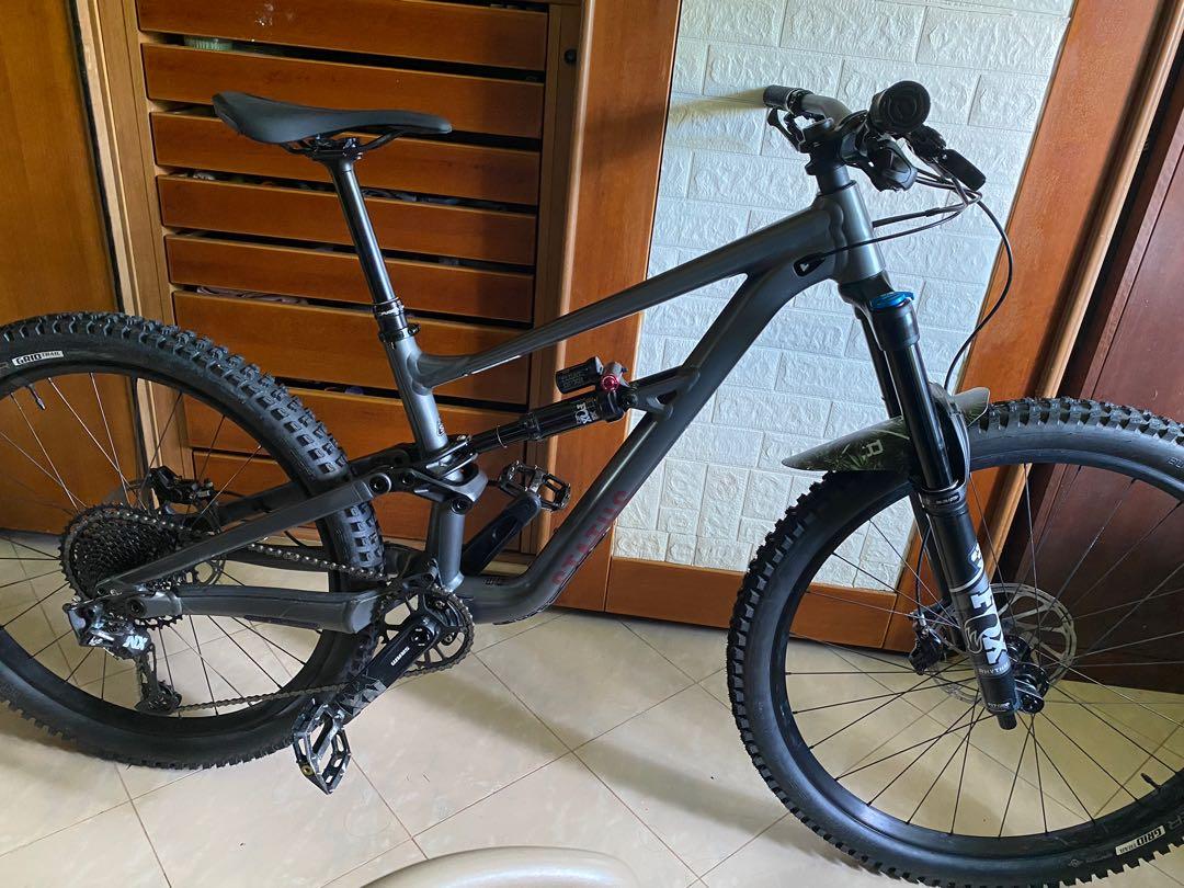 Specialized Status 2021 size S2 Sports Equipment Bicycles