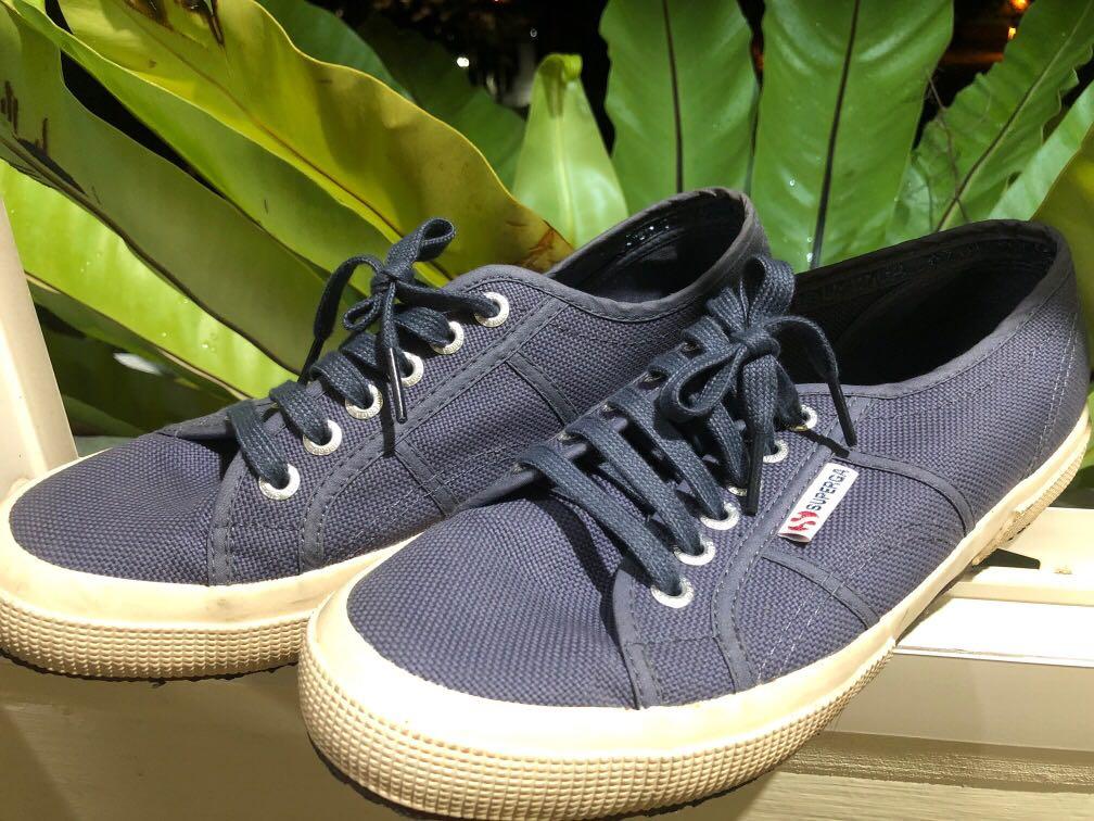 Dark blue shop superga