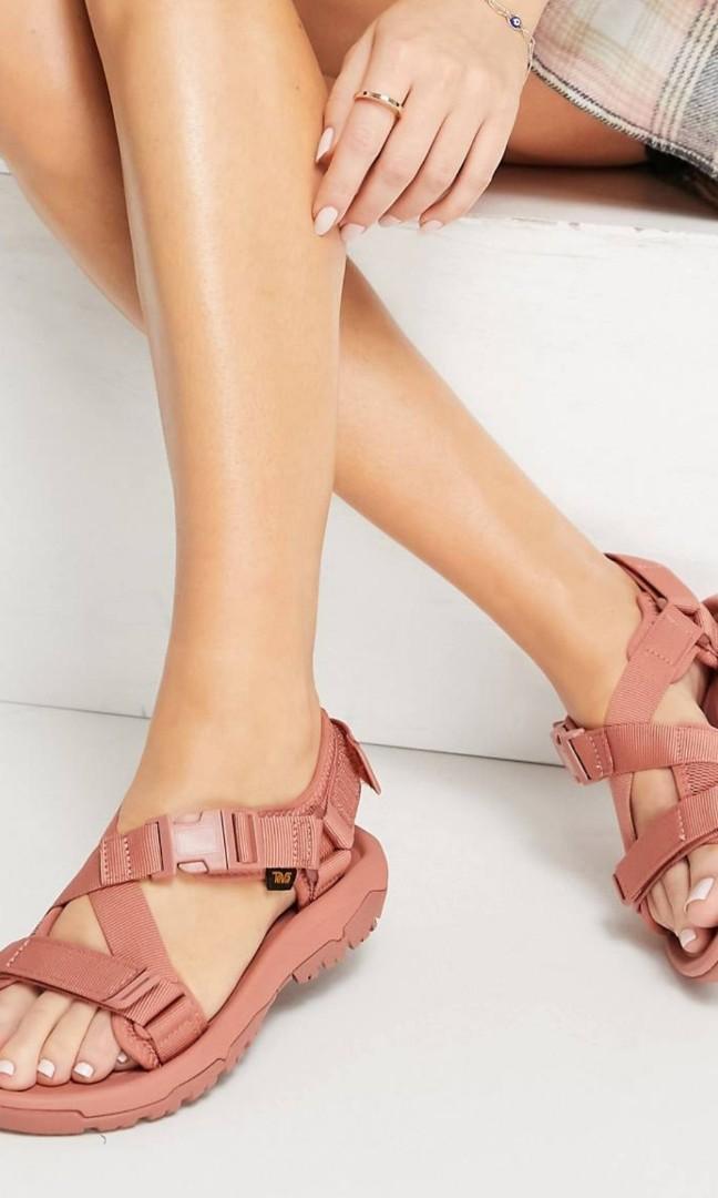 Chunky teva sandals new arrivals