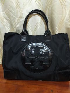 (Category: ) located in . Submitted by bagsthrifted.com (Listing ID 1102631143, Image 1). Description: .