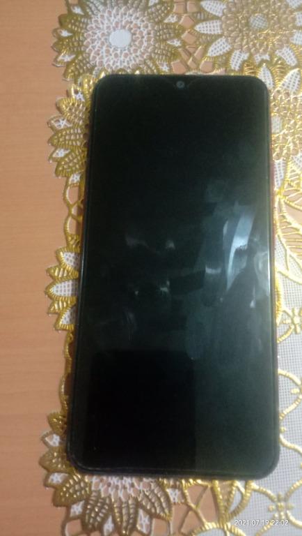 Vivo Y11 (Category: Vivo) located in Quezon City. Submitted by riyancee (Listing ID 1102629135, Image 2). Description: Selling my Vivo Y11 phone. Specs are in the attached photos. 2 years lang sya nasa akin. Still in very good condition. Naka phone protector naman din kasi sya. Reason for selling: Need extra cash for something important. Orig price is P8k but I'm selling for P5k. You may contact me thru 09236728161 for details..