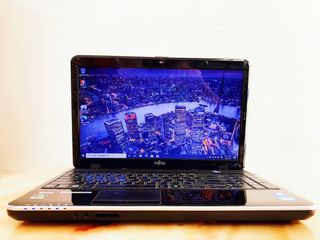 （分類：）位於 。 由 rodlam1234 提交（商品編號 1102684212，圖片 1）。簡介： 。