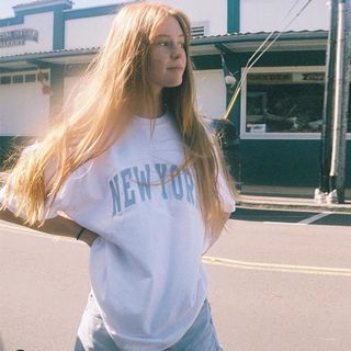 oversized tees Collection item 3