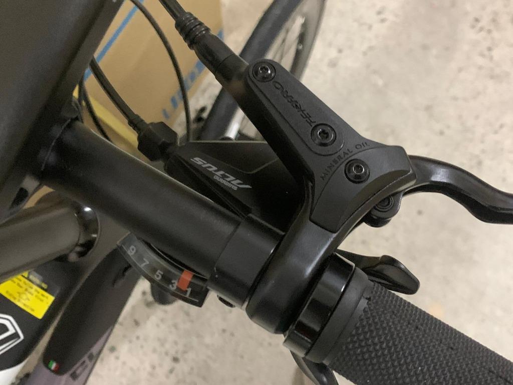 (全港送貨)真正香港行貨 JAVA CL CARBON 18速平把/22速彎把, 運動產品, 單車及配件, 單車 - Carousell