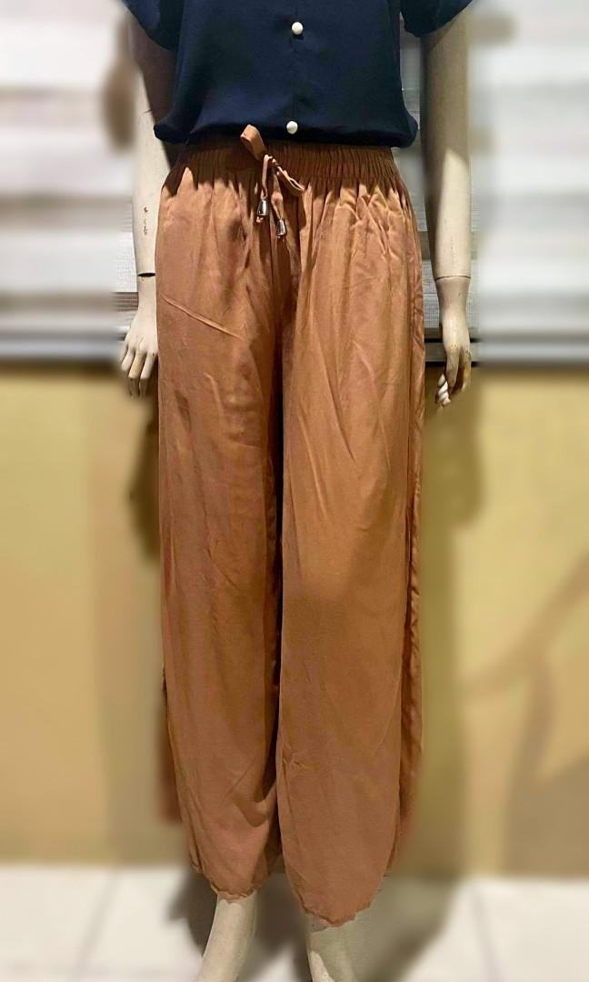 Brown square pants