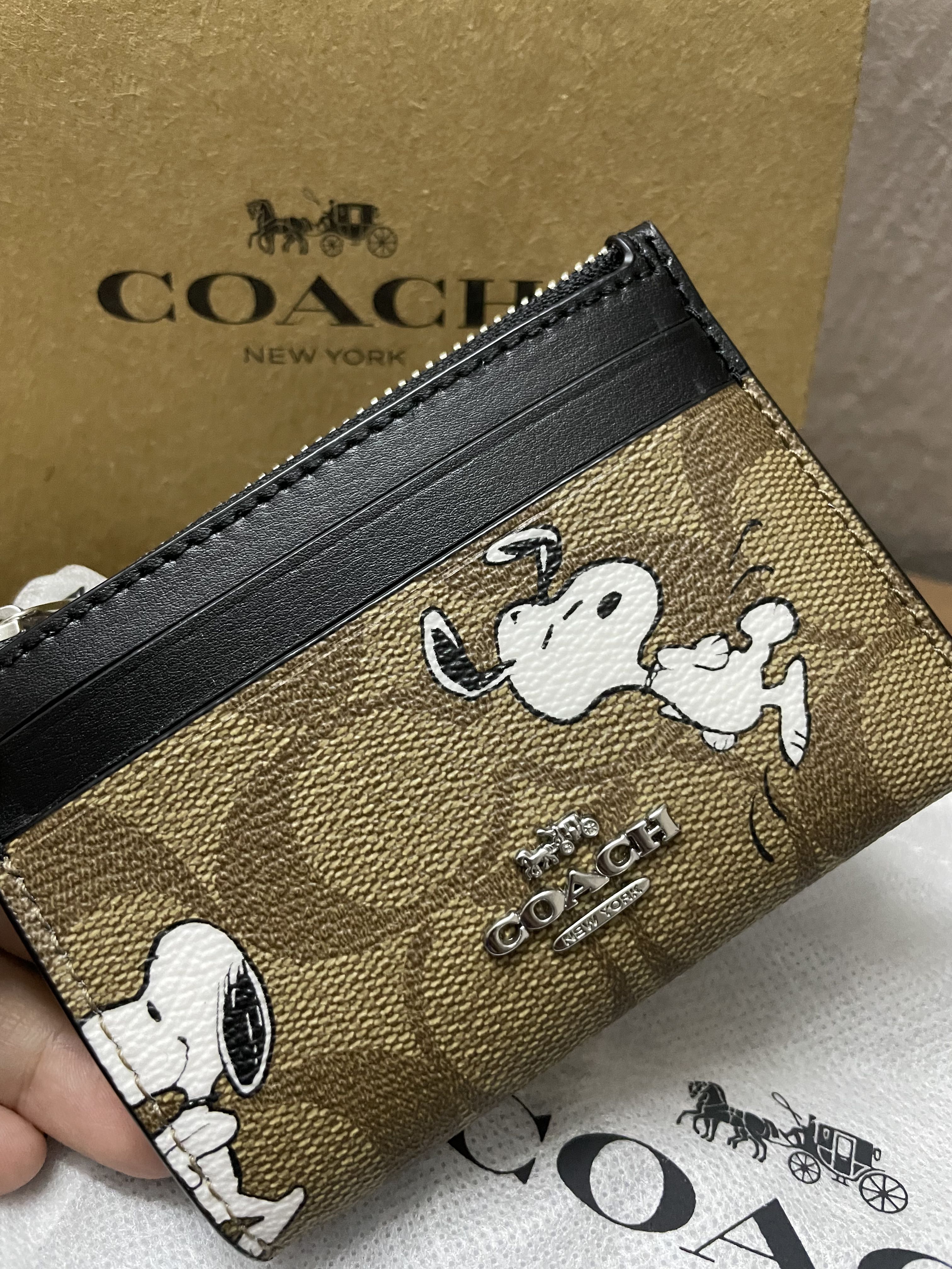 Snoopy coach shop wallet