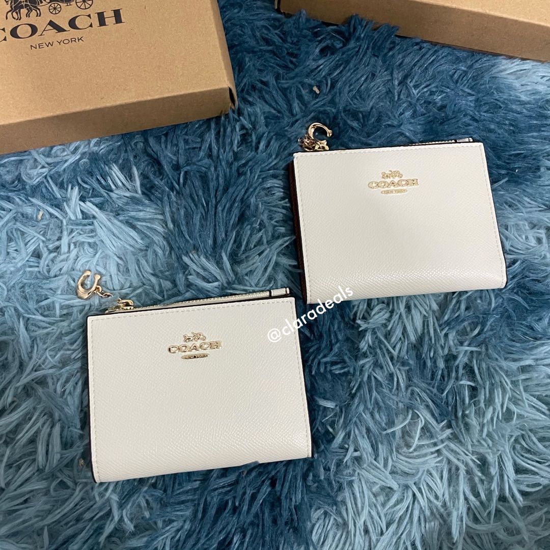 coach small wallet white