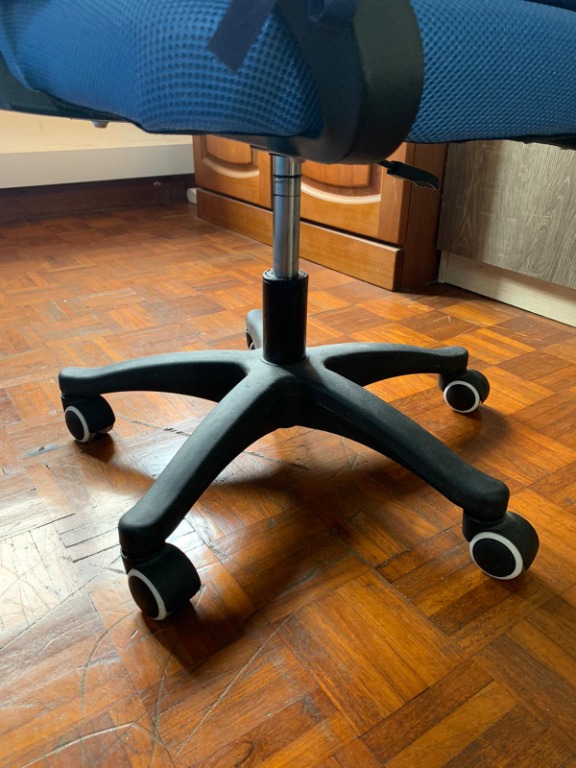 COMPUTER CHAIR PRE LOVED, Furniture & Home Living, Furniture, Chairs on ...
