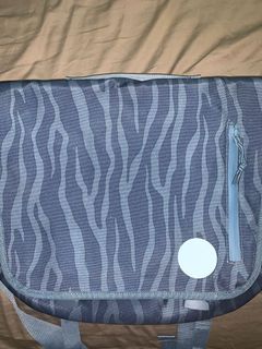(Category: ) located in . Submitted by urmumsmum (Listing ID 1102703592, Image 1). Description: .