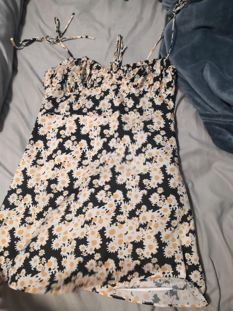 Floral Dress, Women's Fashion, Dresses & Sets, Dresses on Carousell