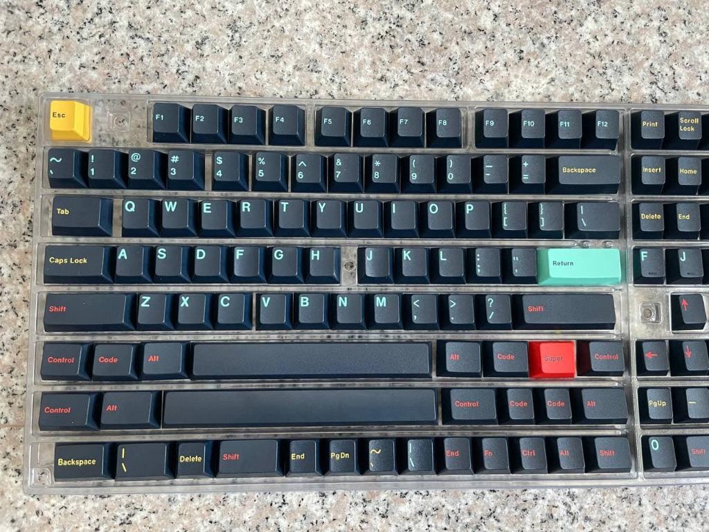 GMK Metropolis R1 Keycaps, Computers & Tech, Parts & Accessories 