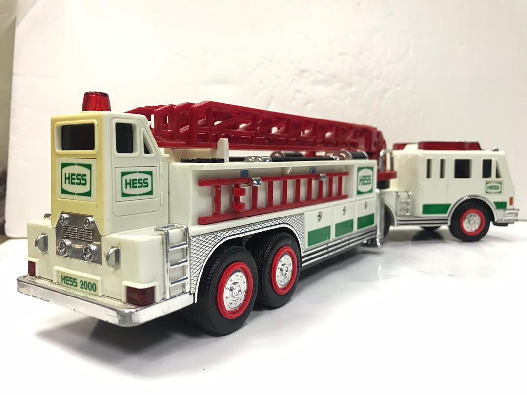 Hess Toys 2000 Fire Ladder Fire Truck Hobbies Toys Toys