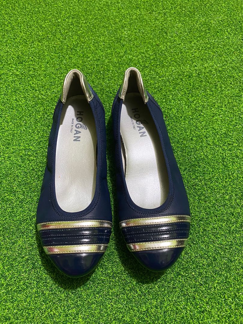 Hogan ballet flats Luxury Sneakers Footwear on Carousell