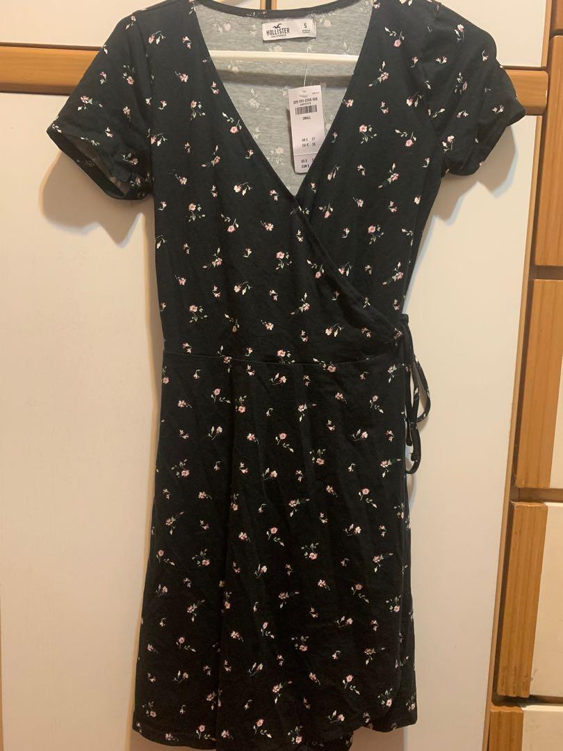 Hollister wrap dress [全新］, 女裝, 連身裙\u0026 套裝, 連身短褲- Carousell