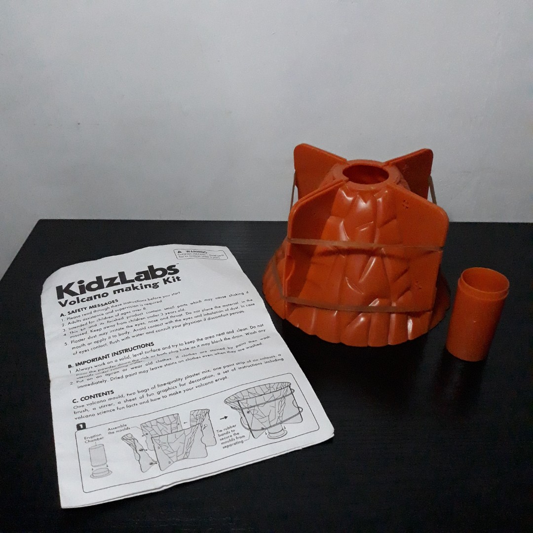 Kidz labs 2024 volcano making kit
