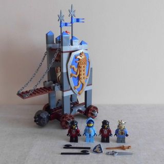 Lego Knights Kingdom 8875 King s Siege Tower Loose Toy Hobbies Toys Toys Games on Carousell