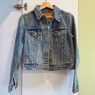 (Category: ) located in . Submitted by onlyr (Listing ID 1102730487, Image 1). Description: .