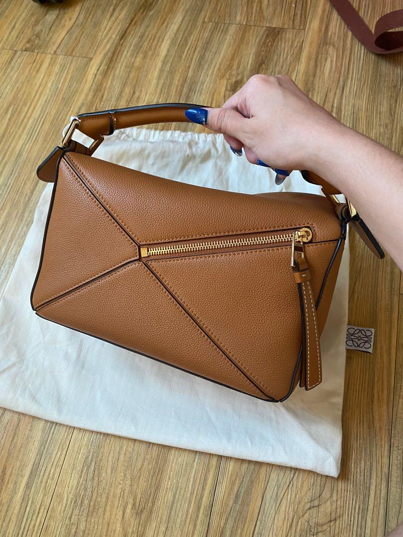 Loewe Puzzle Bag Light Caramel, Women's Fashion, Bags & Wallets 