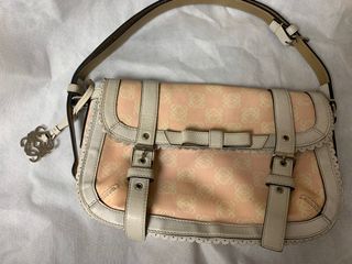 （分類：）位於 。 由 e.k01100 提交（商品編號 1102849285，圖片 1）。簡介： 。