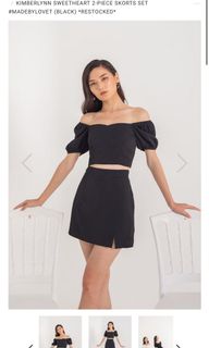 (Category: ) located in . Submitted by ynv.closet (Listing ID 1102728340, Image 1). Description: .