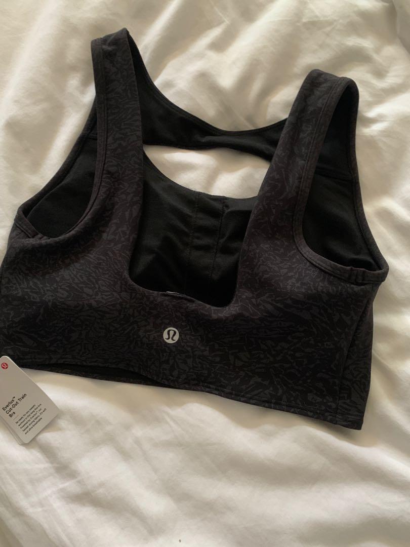 lululemon athletica Everlux With Mesh Train Bra B/c Cup in Black