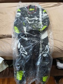 (Category: ) located in . Submitted by stevie93 (Listing ID 1102813063, Image 1). Description: .