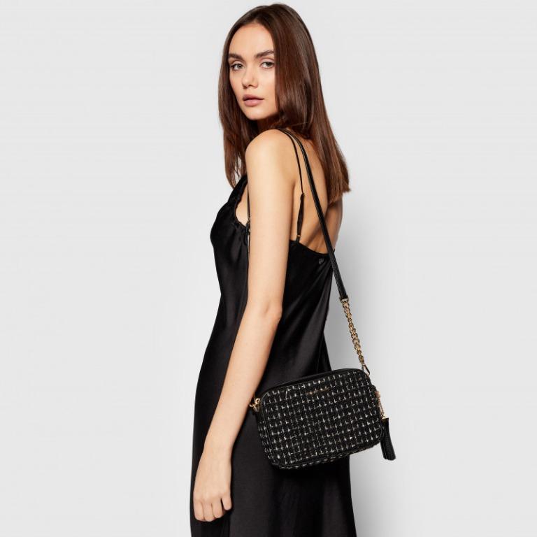 Michael kors md hotsell camera bag black