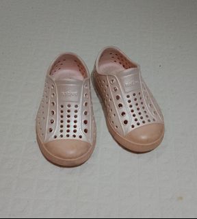 (Category: ) located in . Submitted by stuffandstare (Listing ID 1102842251, Image 1). Description: .