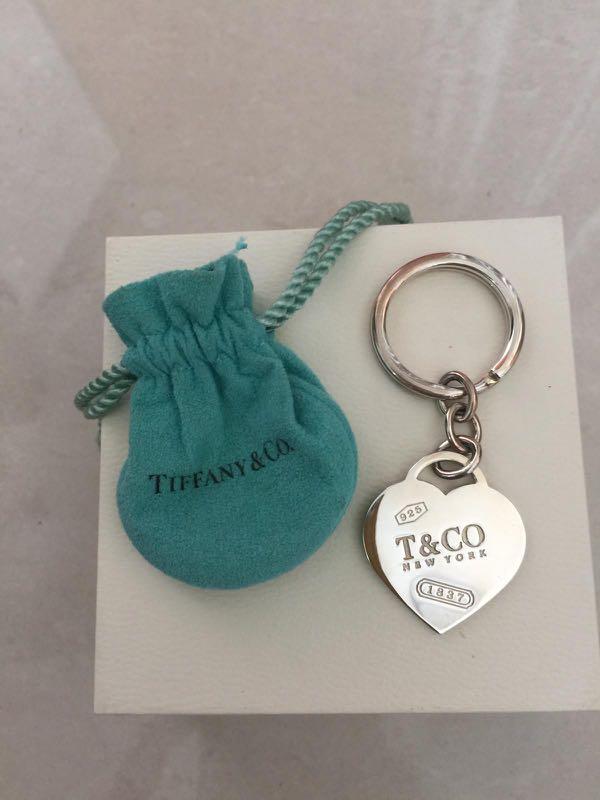 (New) Tiffany & Co keychain, Women's Fashion, Jewelry & Organisers