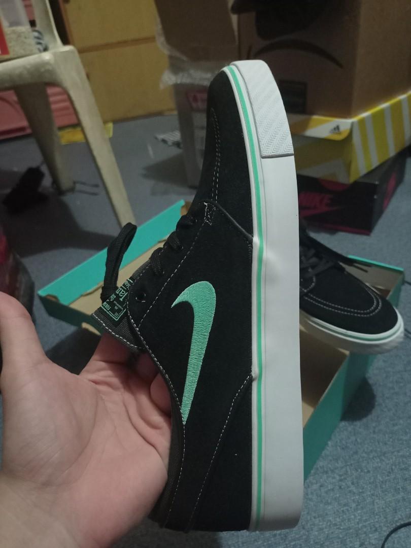 Janoski store tiffany v3