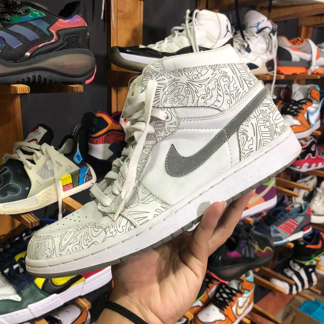 Nike 2025 swoosh reflective