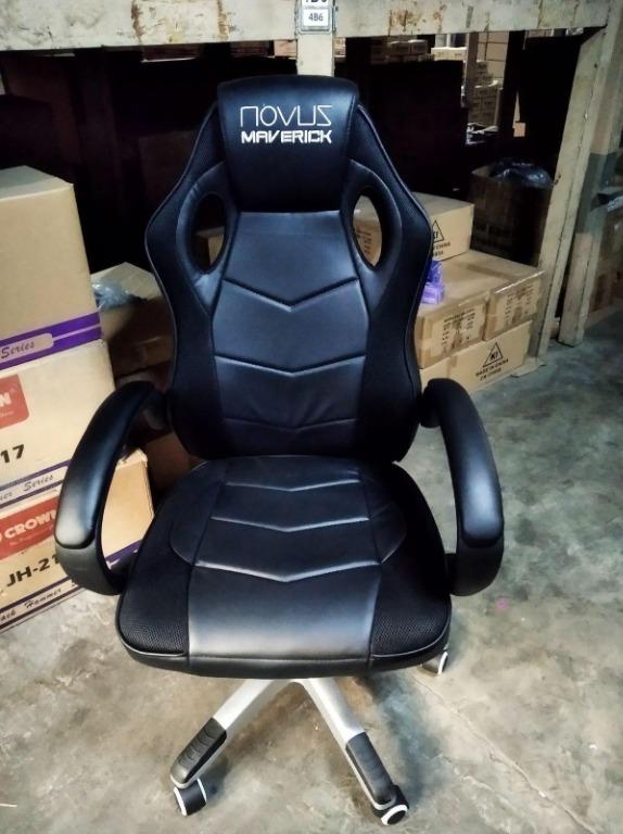 Novus Maverick CGW100 Gaming Chair, Furniture & Home Living, Furniture