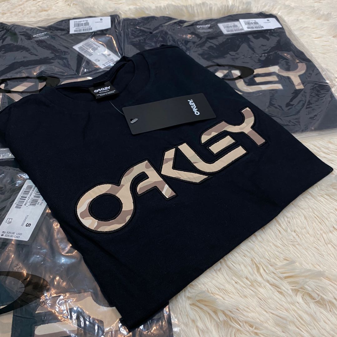 OAKLEY T-SHIRT ? ORI, Men's Fashion, Tops & Sets, Tshirts & Polo Shirts on  Carousell