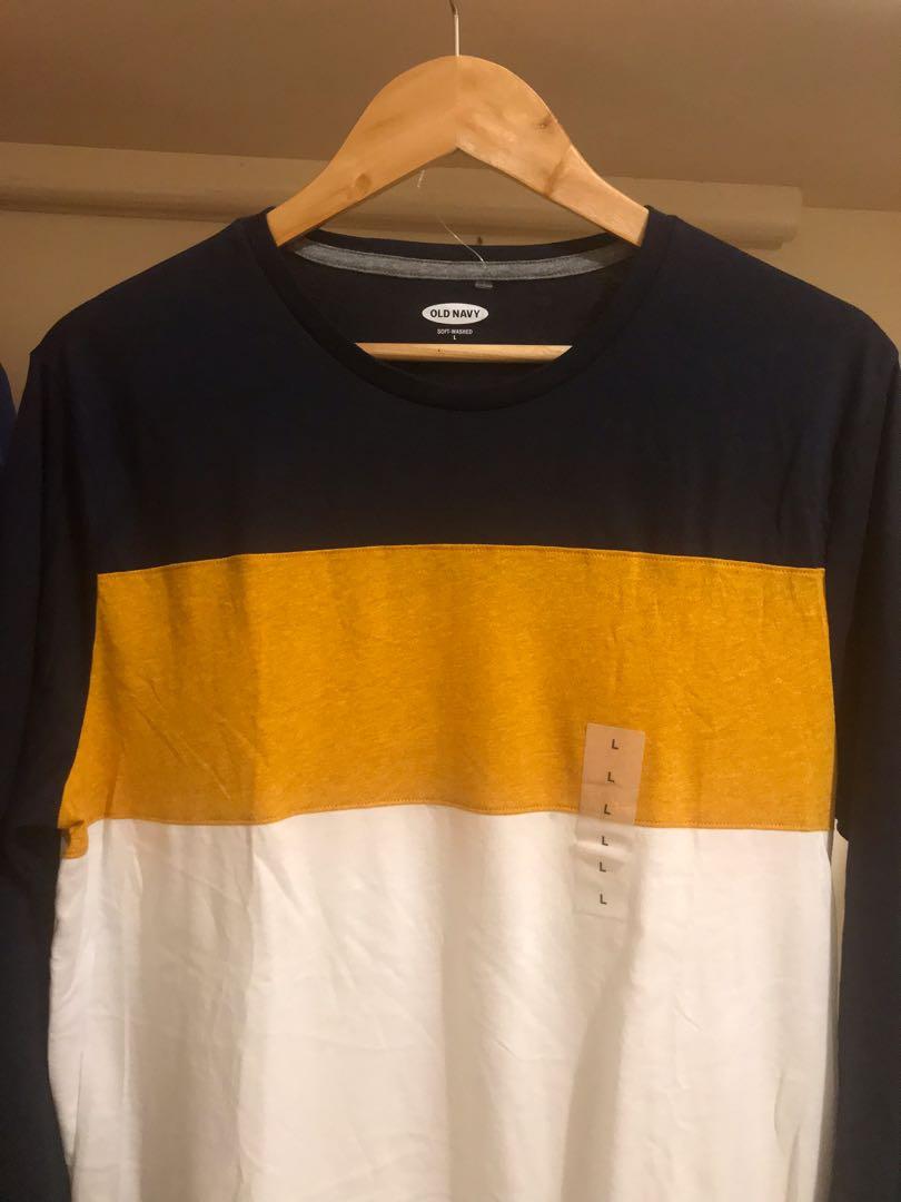 Old Navy Long Sleeve Shirt (Category: Tshirts & Polo Shirts ) located in Cavite. Submitted by luck01 (Listing ID 1102817669, Image 2). Description: Original Old Navy long sleeve shirt Brand new US bought 🇱🇷 Color: Navy Blue/Mustard/White Size: L Can fit medium to large Dimension (in inches): L - 28 W - 21.5 Malambot ang tela.