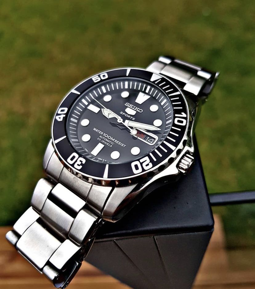Seiko Sea Urchin: A Review On One Of Seiko's Best Automatic Divers The  Watch Company 