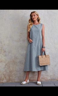 (Category: ) located in . Submitted by eumosboutique (Listing ID 1102896487, Image 1). Description: .